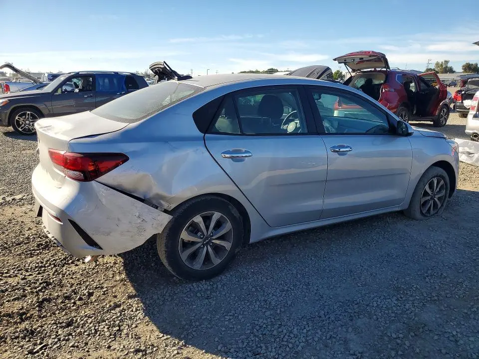 2023 KIA RIO S  