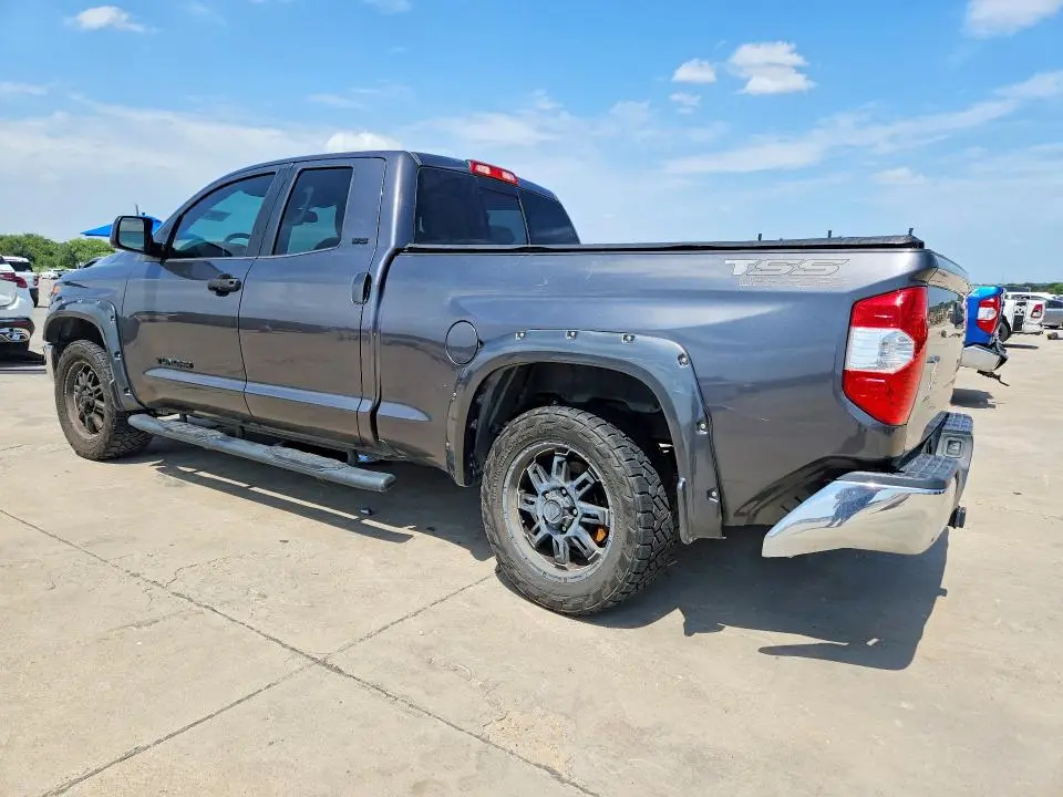 2017 TOYOTA TUNDRA SR5  