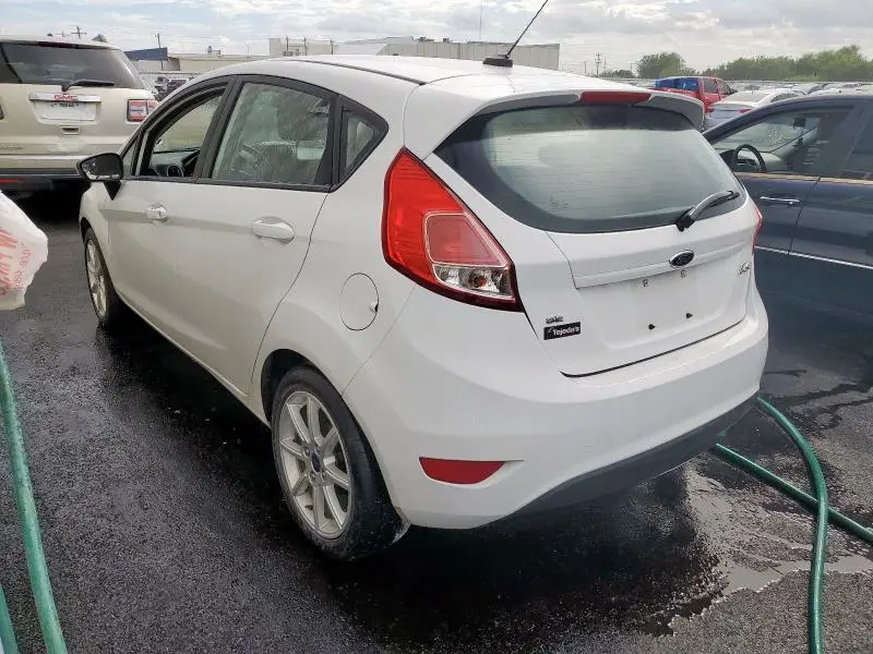2016 FORD FIESTA SE  