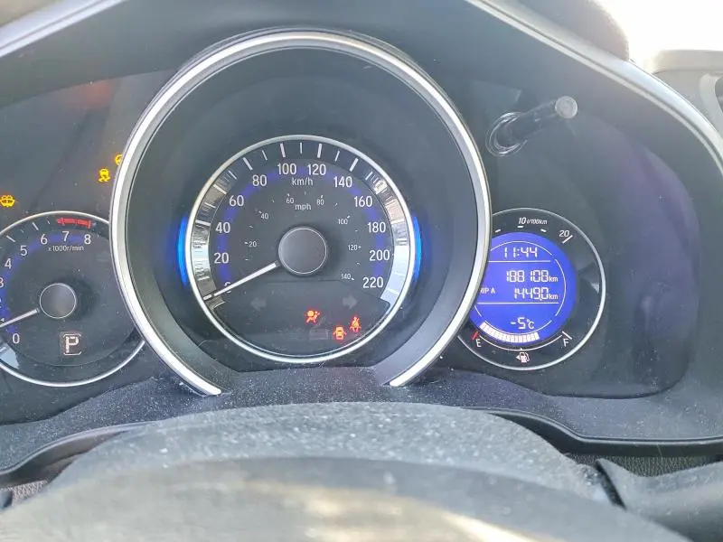 2015 HONDA FIT LX  