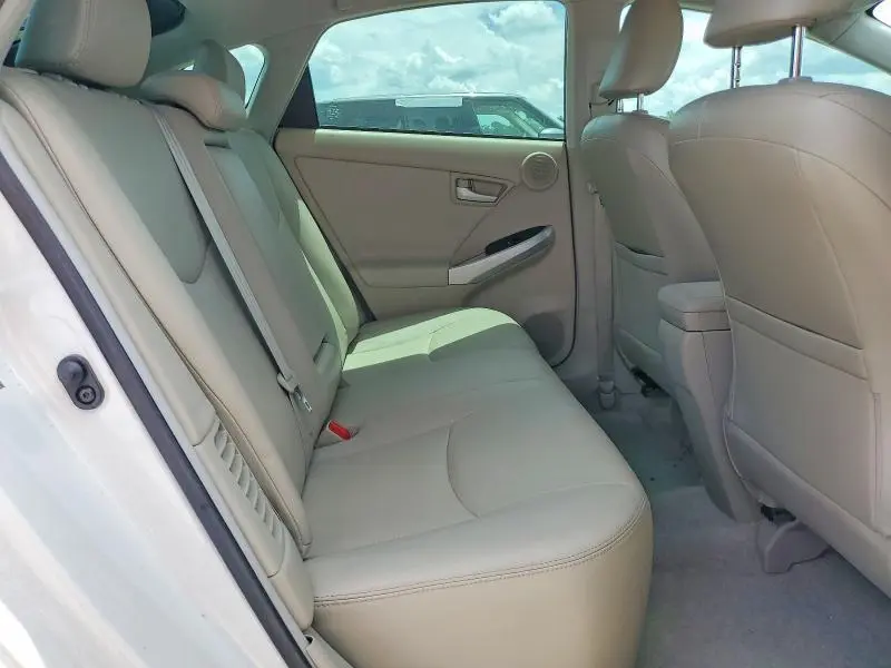2010 TOYOTA PRIUS IV  