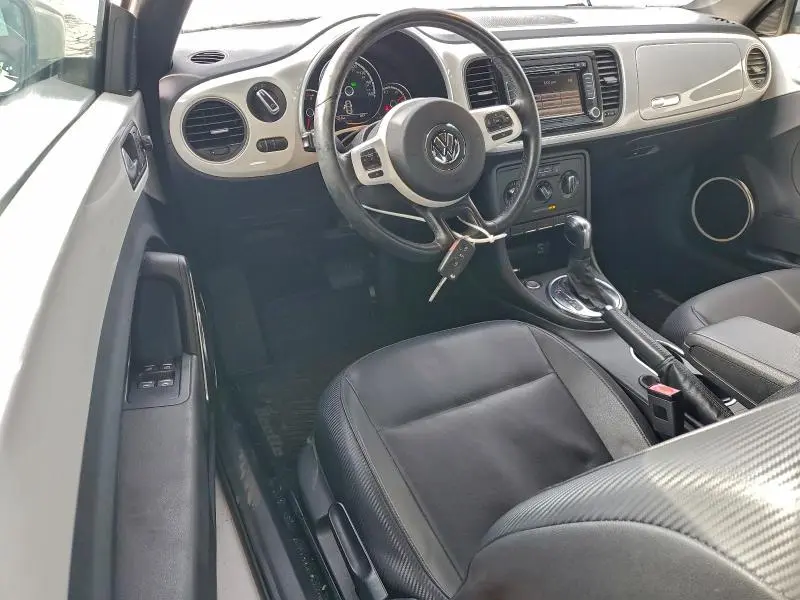2013 VOLKSWAGEN BEETLE   