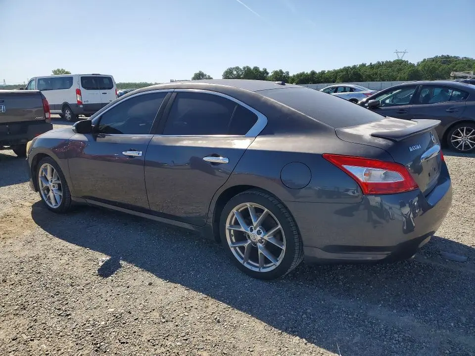 2010 NISSAN MAXIMA 3.5 S  
