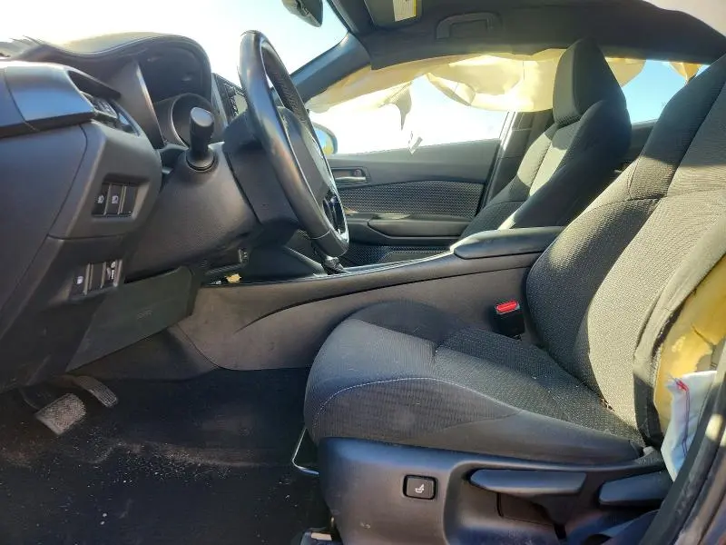 2018 TOYOTA C-HR XLE PREMIUM  