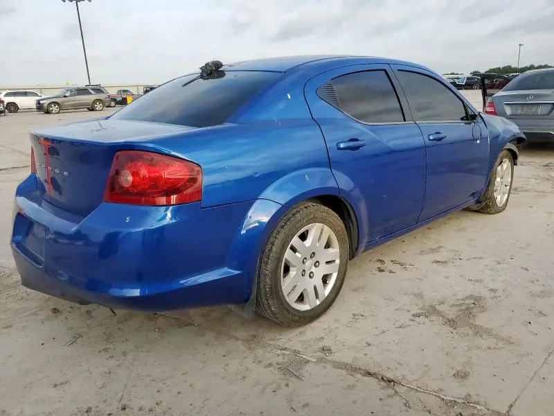 2013 DODGE AVENGER SE  