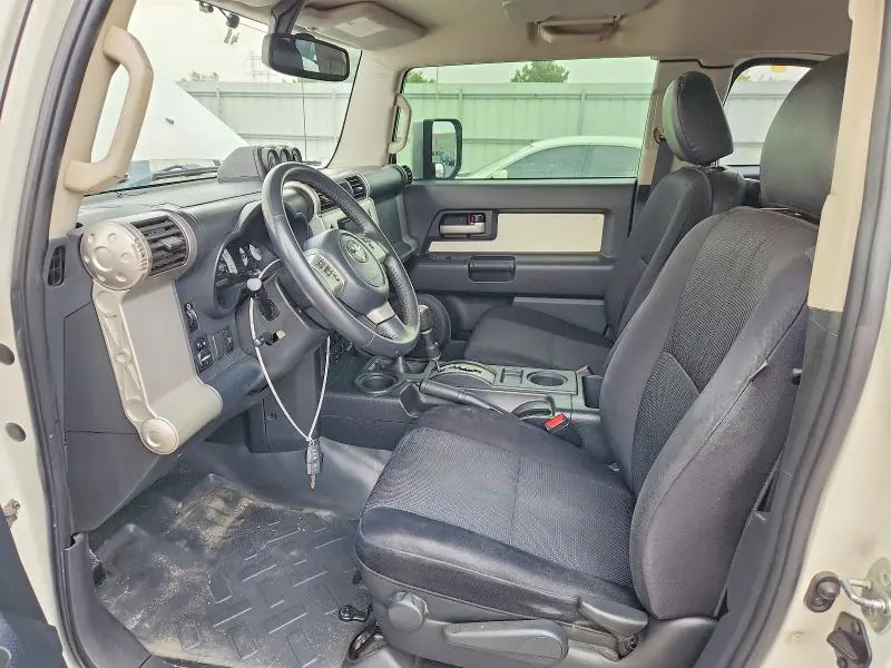 2014 TOYOTA FJ CRUISER BASE  
