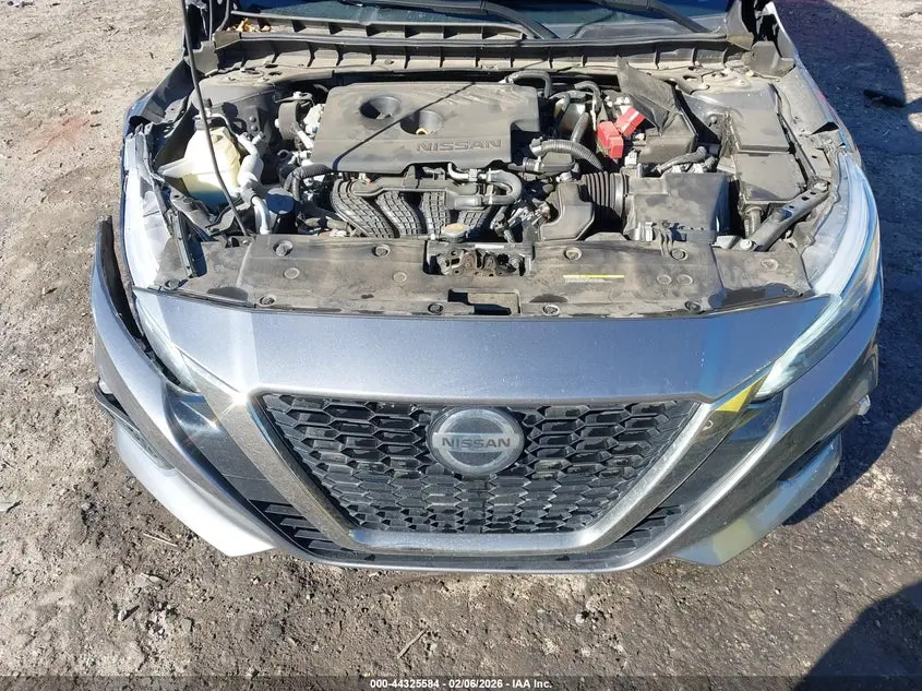 2020 NISSAN ALTIMA SR FWD