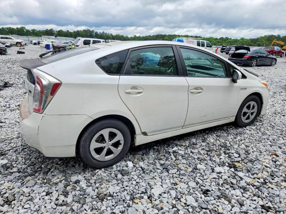 2014 TOYOTA PRIUS TWO  