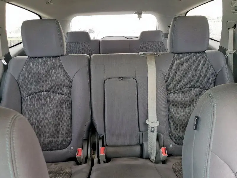2017 CHEVROLET TRAVERSE LS  