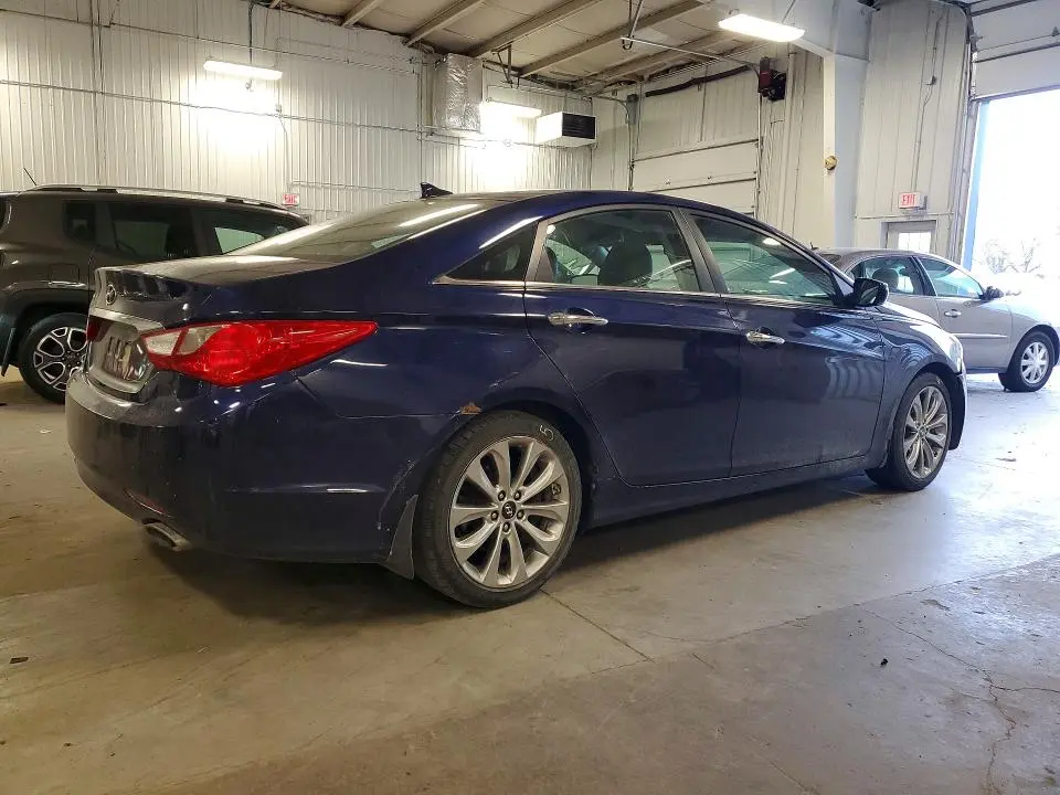 2013 HYUNDAI SONATA SE  