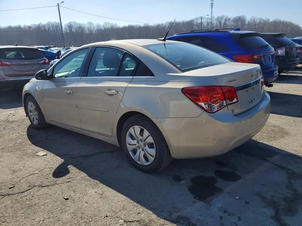 2012 CHEVROLET CRUZE LS  