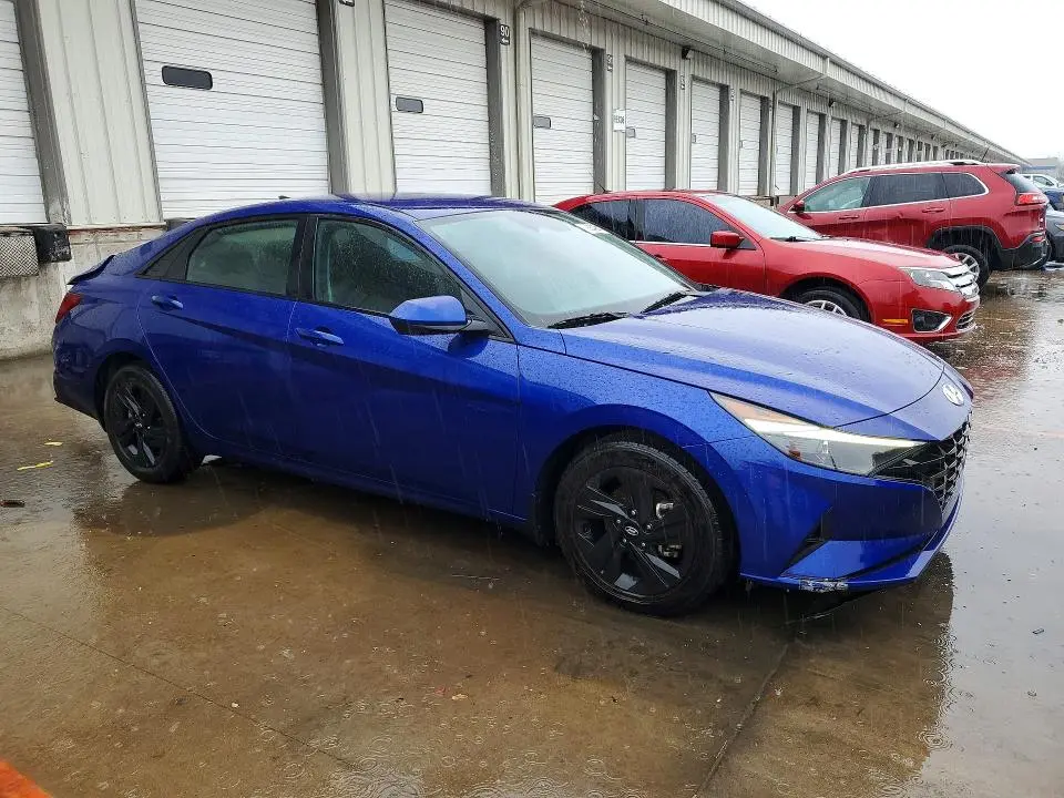 2023 HYUNDAI ELANTRA   
