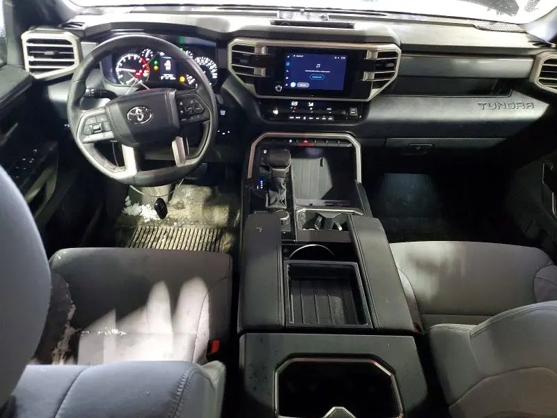 2025 TOYOTA TUNDRA SR5  