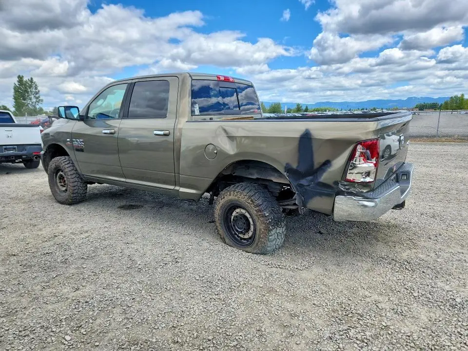 2013 RAM 2500 SLT  