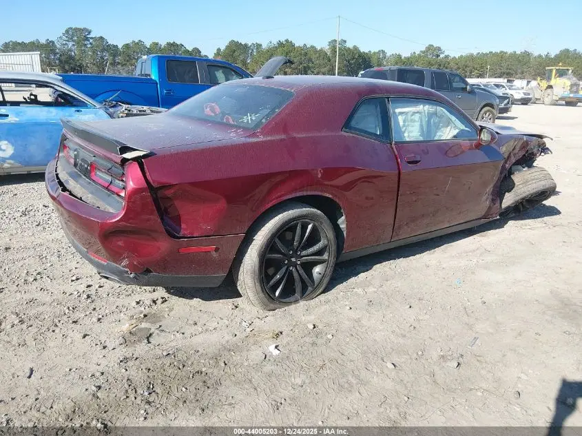 2018 DODGE CHALLENGER SXT