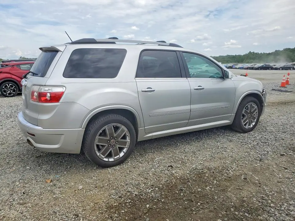 2011 GMC ACADIA DENALI  