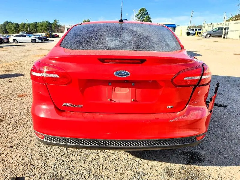 2017 FORD FOCUS SE  