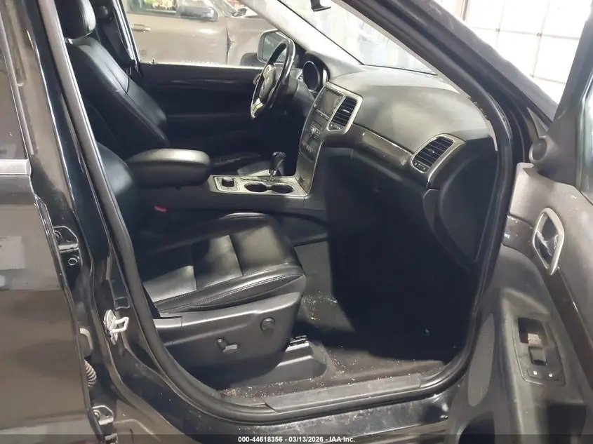 2011 JEEP GRAND CHEROKEE LAREDO