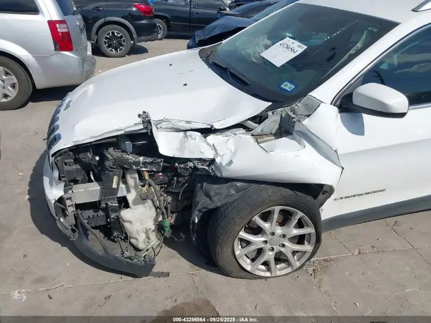 2018 JEEP CHEROKEE LATITUDE FWD