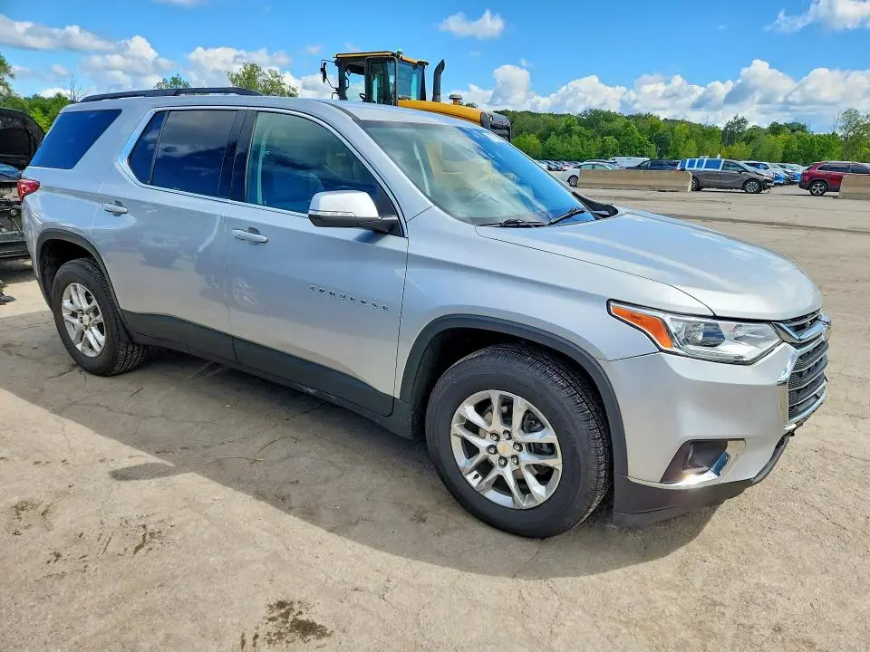 2021 CHEVROLET TRAVERSE LT  