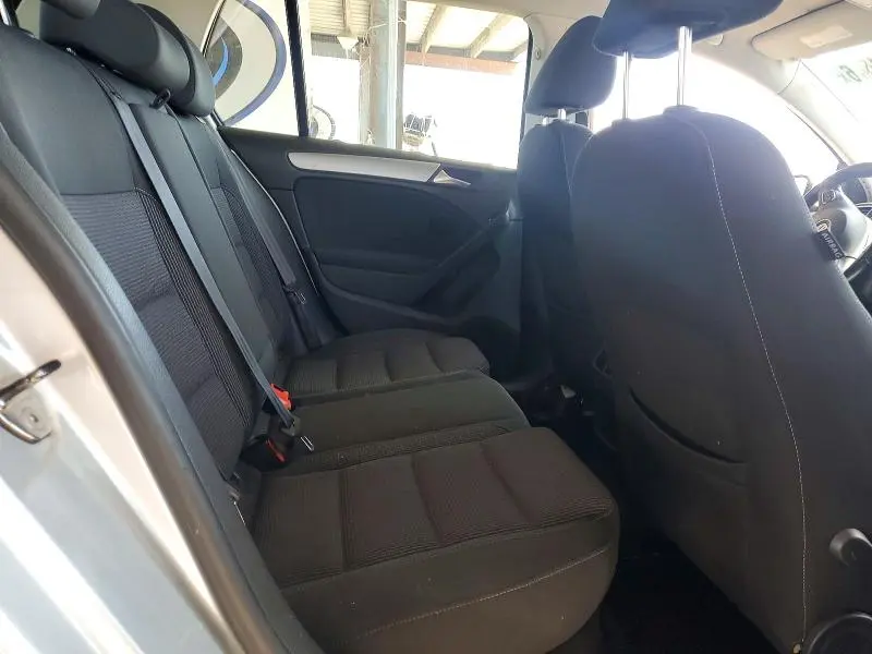 2013 VOLKSWAGEN GOLF   