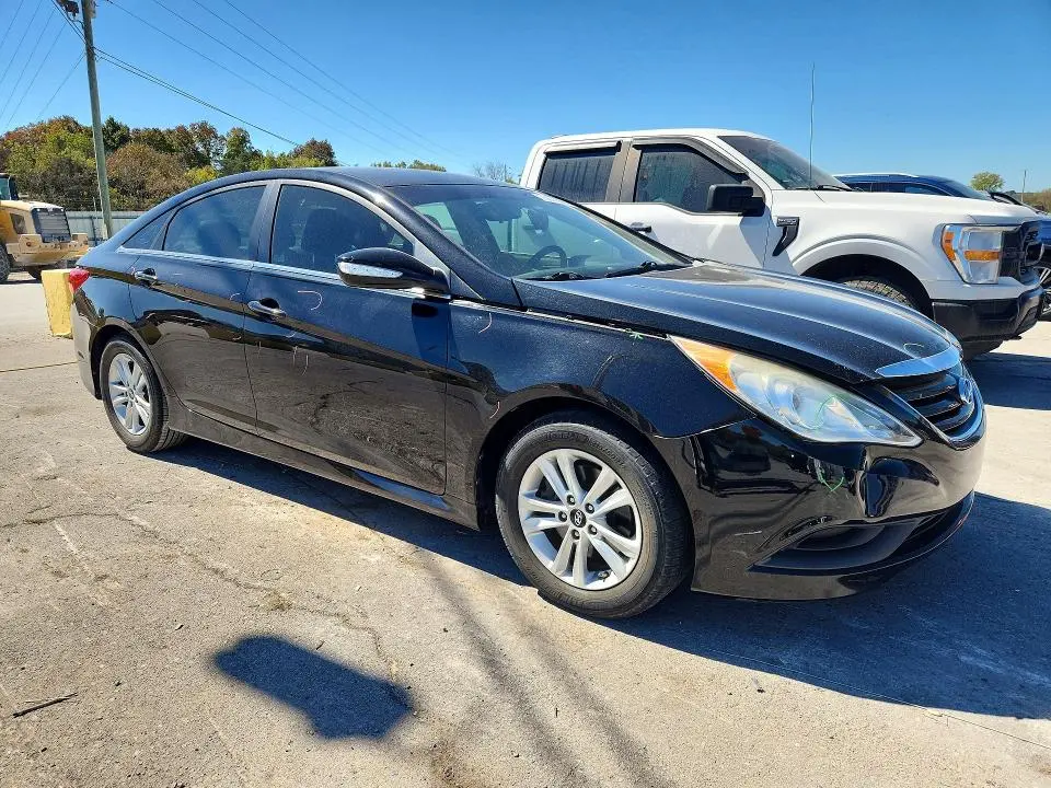 2014 HYUNDAI SONATA GLS  