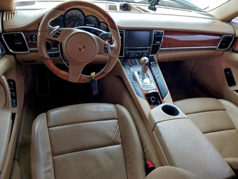 2014 PORSCHE PANAMERA 2  