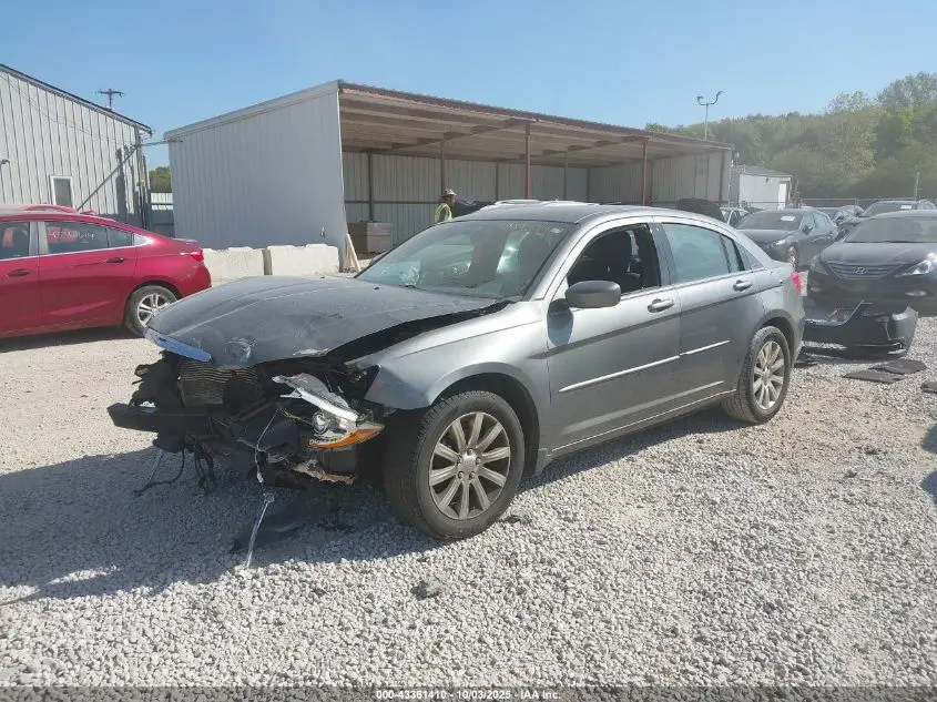 2013 CHRYSLER 200 TOURING