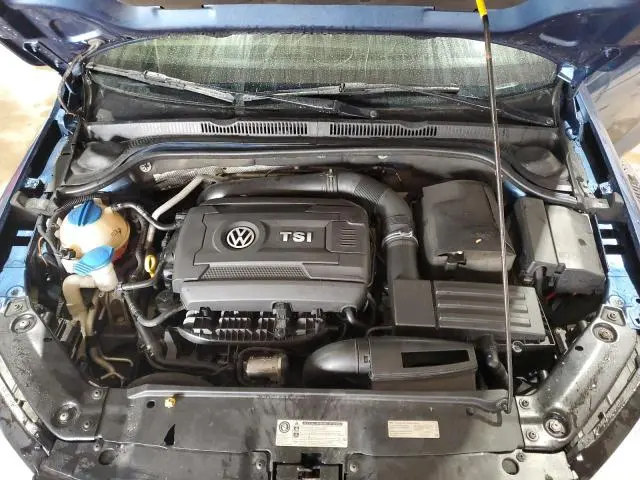 2015 VOLKSWAGEN JETTA SE  