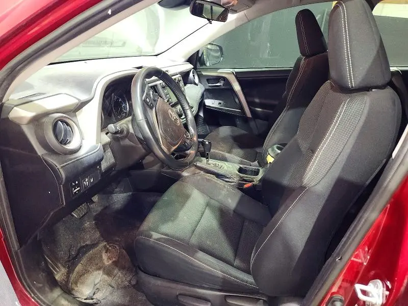 2018 TOYOTA RAV4 XLE  