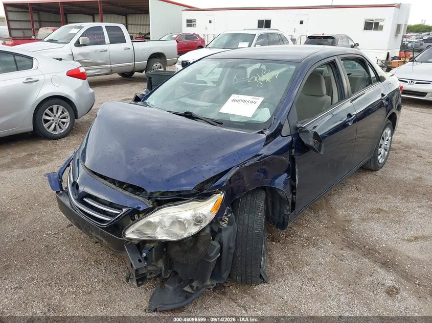 2013 TOYOTA COROLLA LE