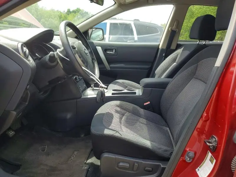 2011 NISSAN ROGUE S  