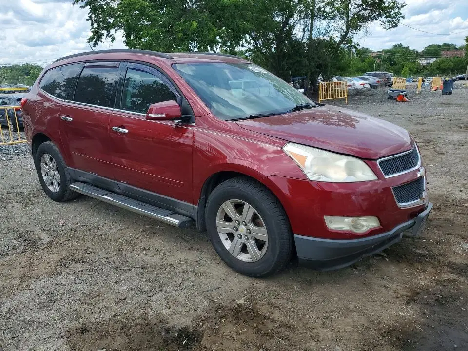 2011 CHEVROLET TRAVERSE LT  