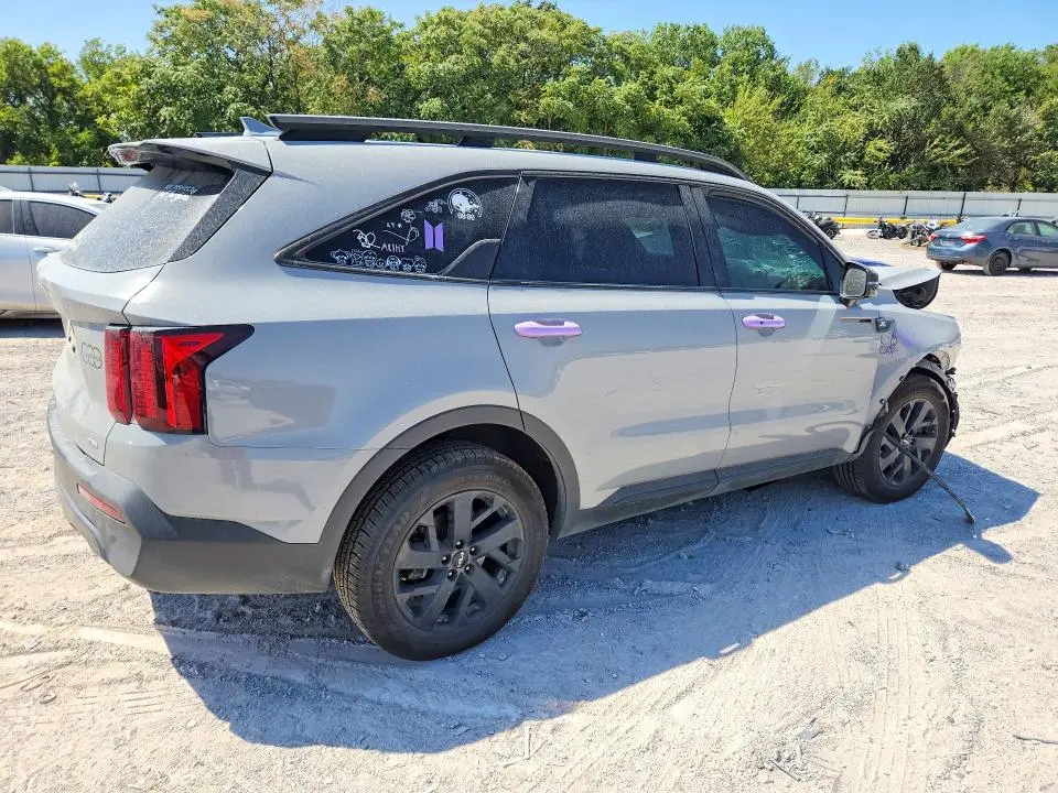 2023 KIA SORENTO S  