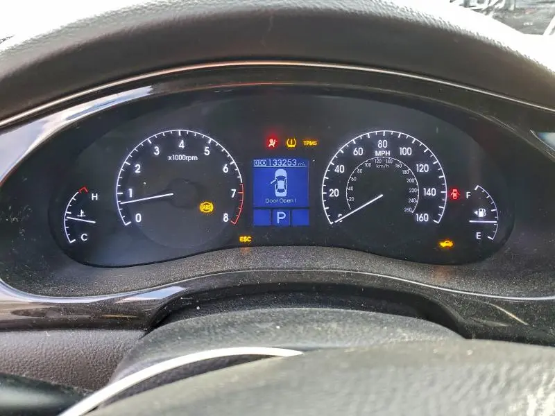 2013 HYUNDAI GENESIS 3.8L  