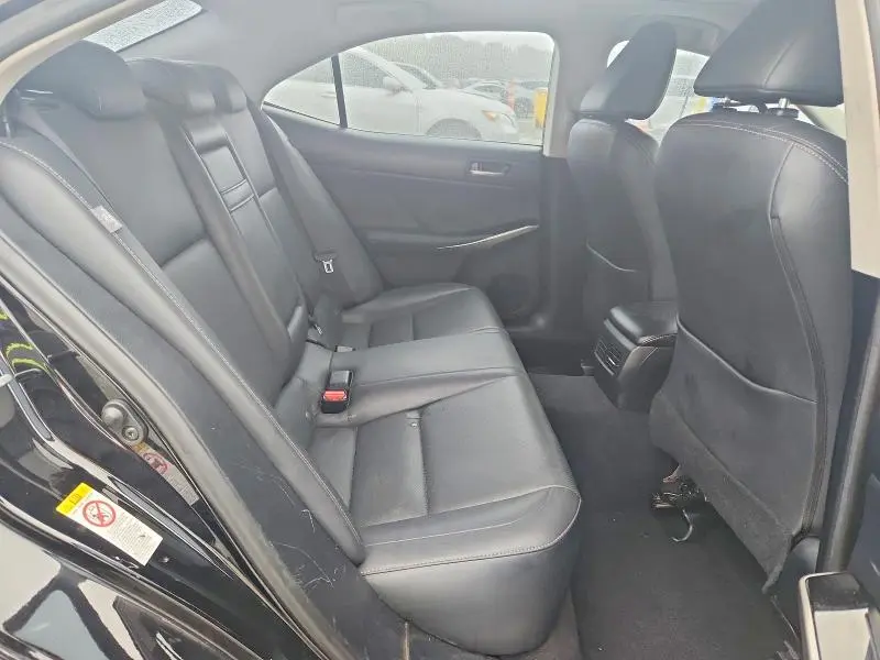 2018 LEXUS IS 300  