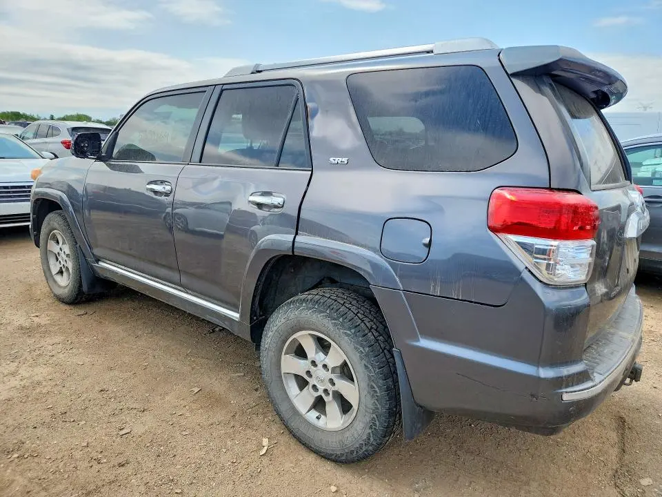 2010 TOYOTA 4RUNNER SR5  