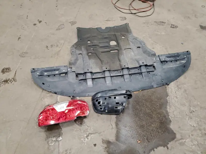 2016 TOYOTA TUNDRA CREWMAX LIMITED  