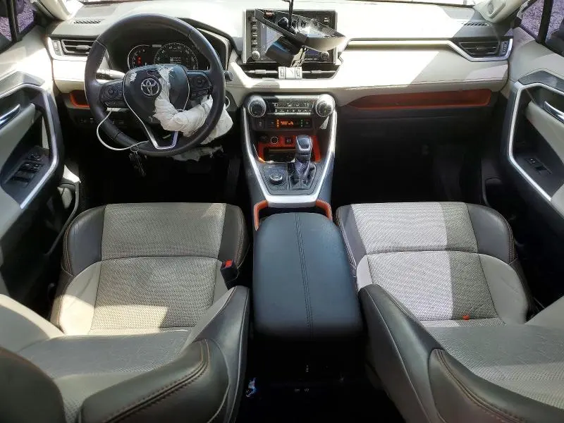 2019 TOYOTA RAV4 ADVENTURE  