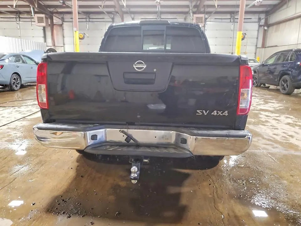 2016 NISSAN FRONTIER SV  