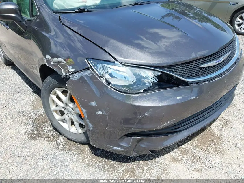 2020 CHRYSLER VOYAGER LXI