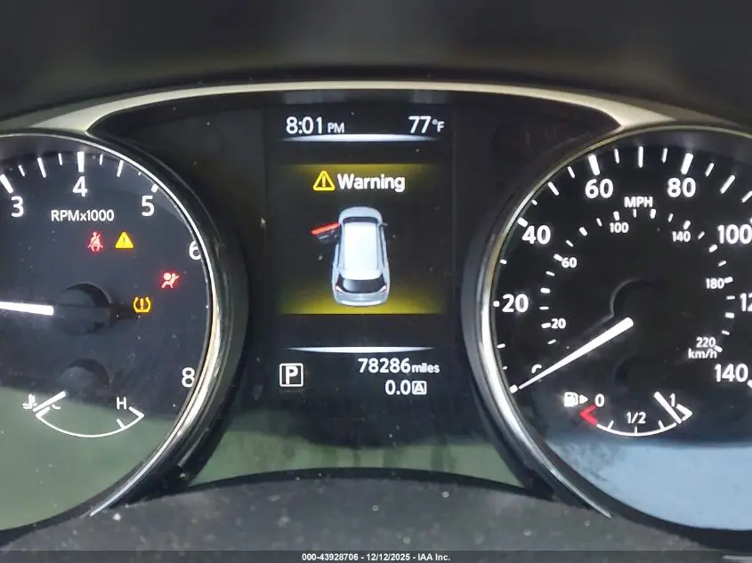 2015 NISSAN ROGUE SL