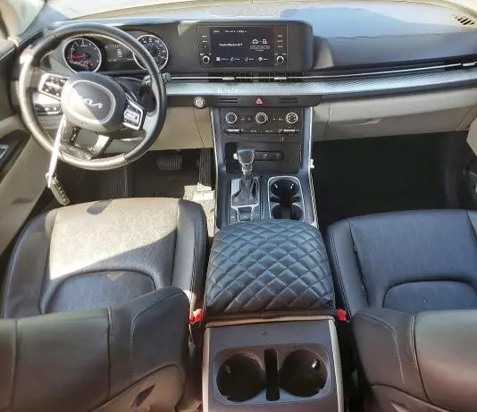 2023 KIA CARNIVAL LX  