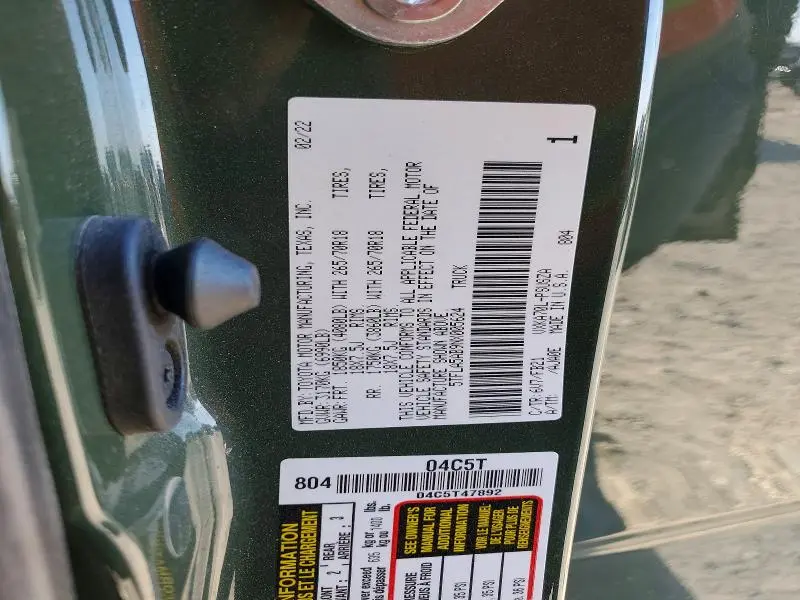 2022 TOYOTA TUNDRA SR5  