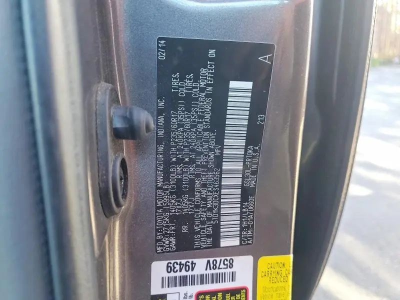 2014 TOYOTA SIENNA XLE  