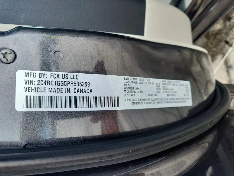 2023 CHRYSLER PACIFICA LIMITED  