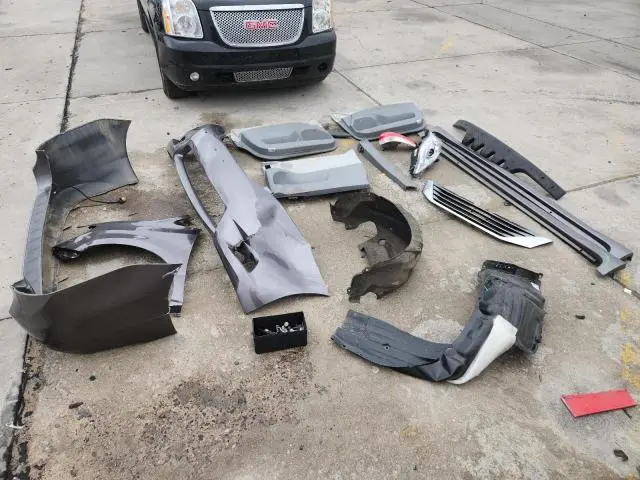 2012 TOYOTA SIENNA XLE  