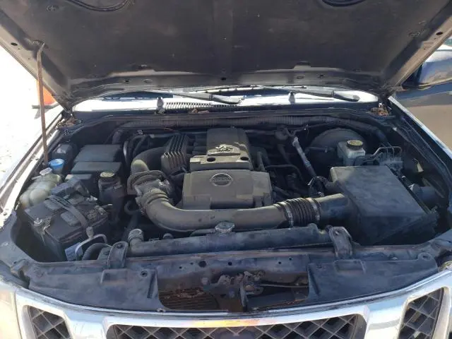 2011 NISSAN PATHFINDER S  