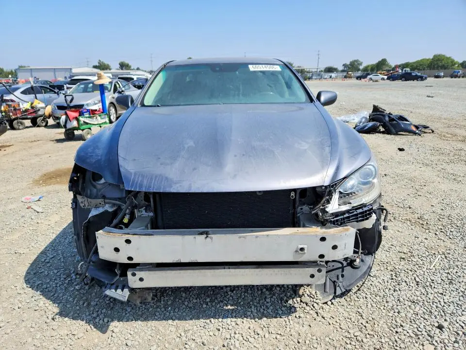 2013 LEXUS LS 460  