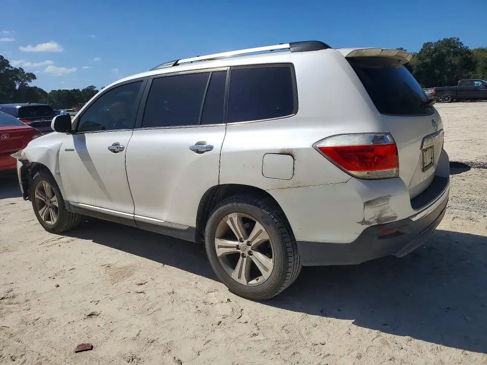 2013 TOYOTA HIGHLANDER LIMITED  